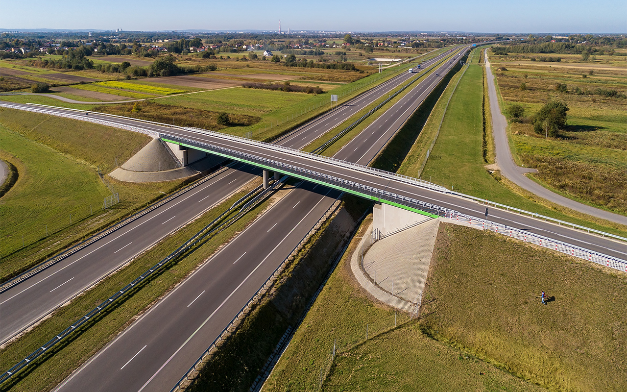 73 obiekty mostowe na autostradzie A4 Rzeszów – Jarosław